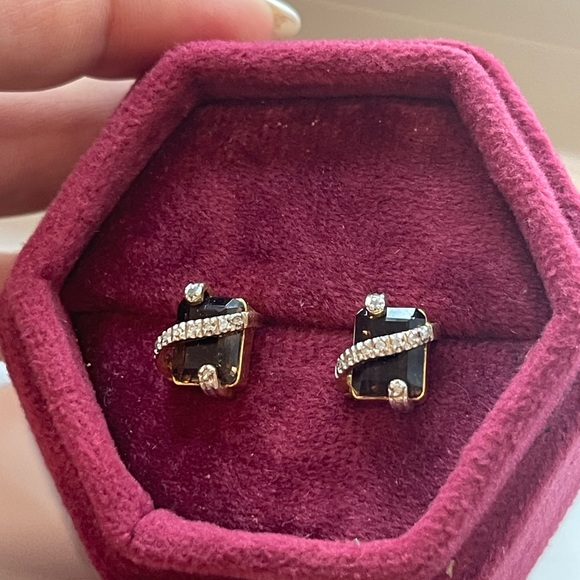 Gold and diamond earrings - Picture 3 of 4